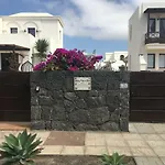 Alba Deluxe & Pool Playa Blanca (Lanzarote)