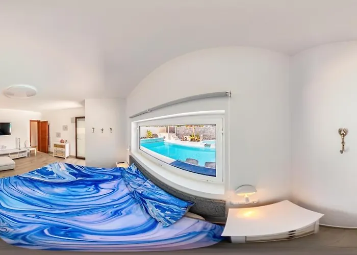 Alba Deluxe & Pool Villa