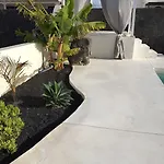 וילה Alba Deluxe & Pool *