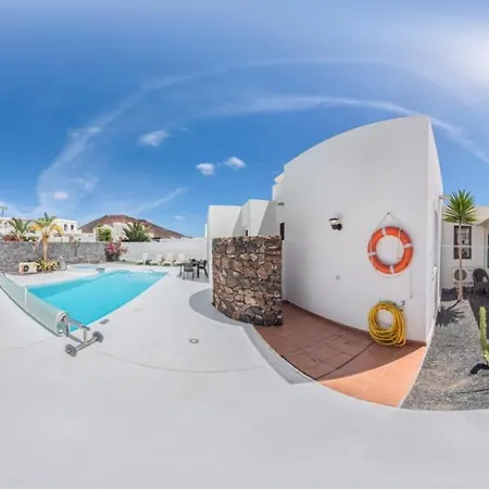 Alba Deluxe & Pool