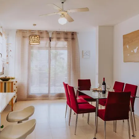 Alba Deluxe & Pool וילה פלאיה בלנקה