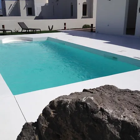 Alba Deluxe & Pool וילה