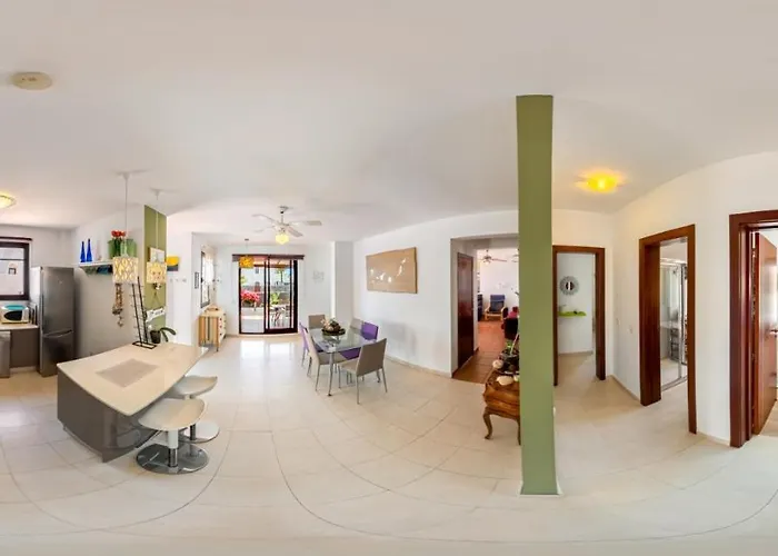 Alba Deluxe & Pool וילה *