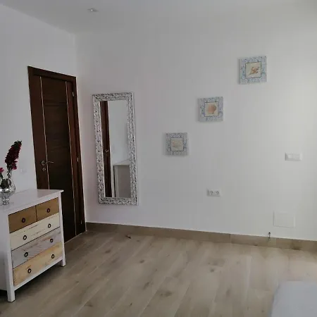 Alba Deluxe & Pool فيلة بلايا بلانكا