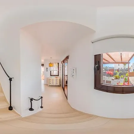 Alba Deluxe & Pool *