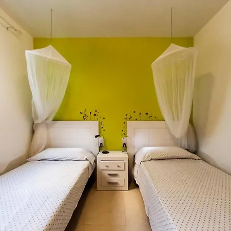 Alba Deluxe & Pool بلايا بلانكا