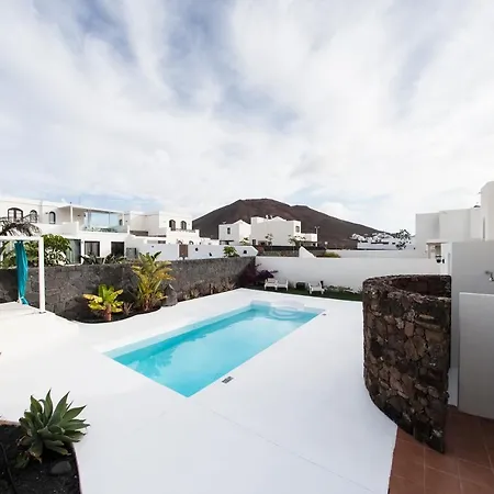 Alba Deluxe & Pool فيلة *