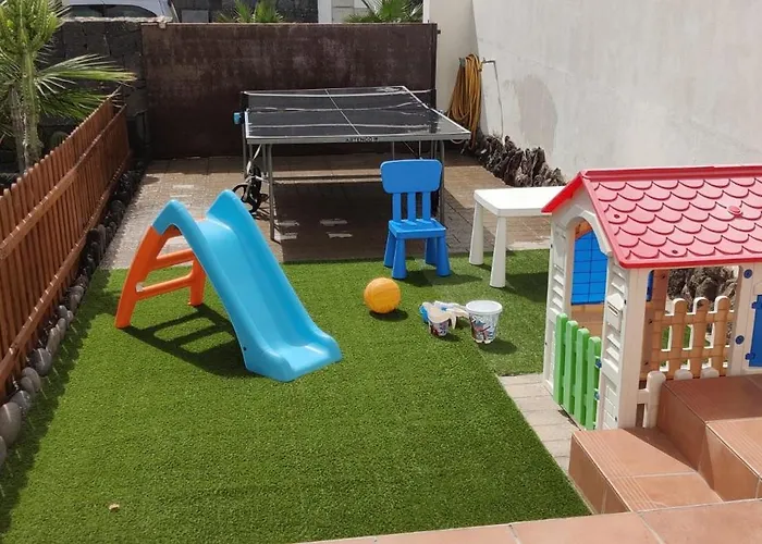 فيلة Alba Deluxe & Pool *