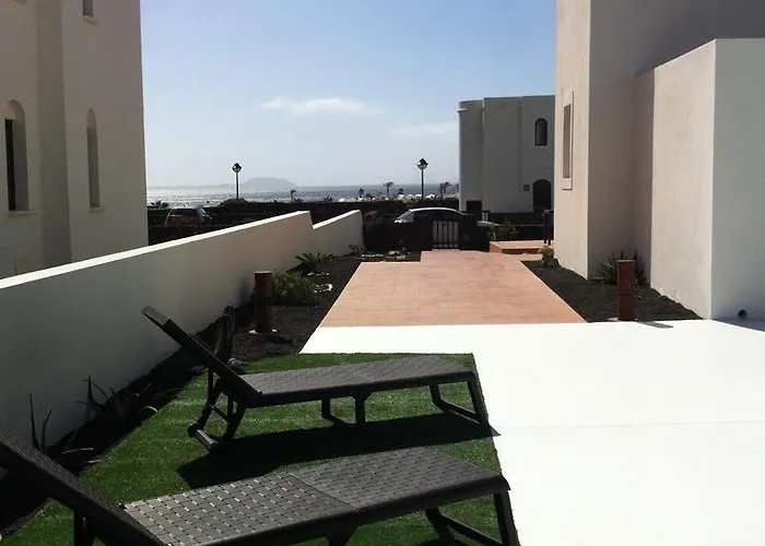 Alba Deluxe & Pool * بلايا بلانكا