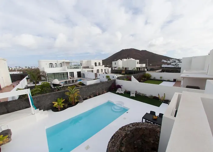 Alba Deluxe & Pool فيلة