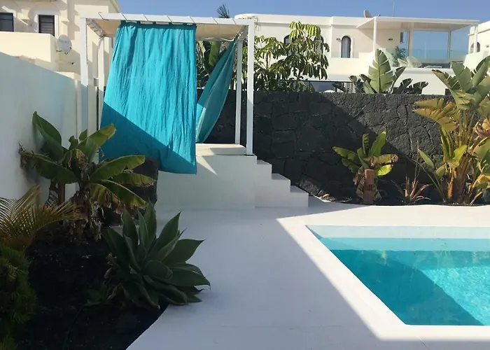 Alba Deluxe & Pool فيلة بلايا بلانكا